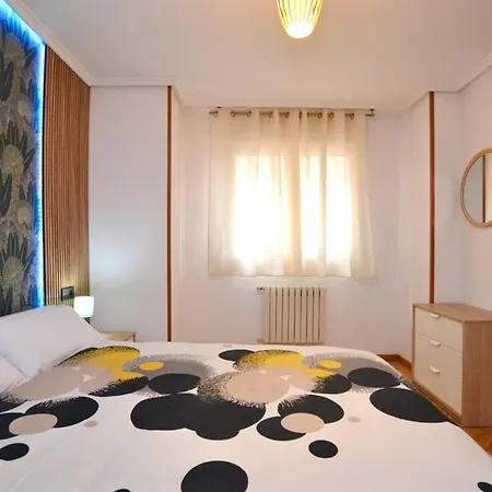 Apartamento Sapore Di Sale - Garaje Incluido - Centro - Vivienda De Temporada Corta Duración Gijón